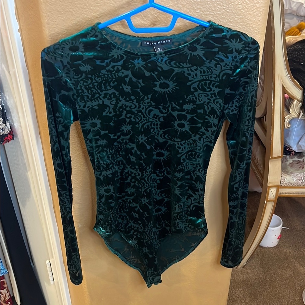 Emerald Green Velvet Floral Fitted Long Sleeve Bodysuit